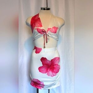 Shein 2-Piece Floral Set – Size XS | White & Pink Halter Top + Ruched Skirt